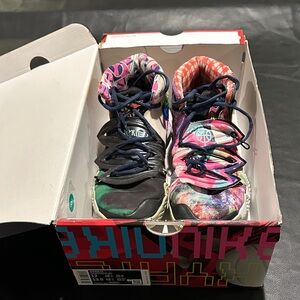 Kyrie Kybrid S2 size 12